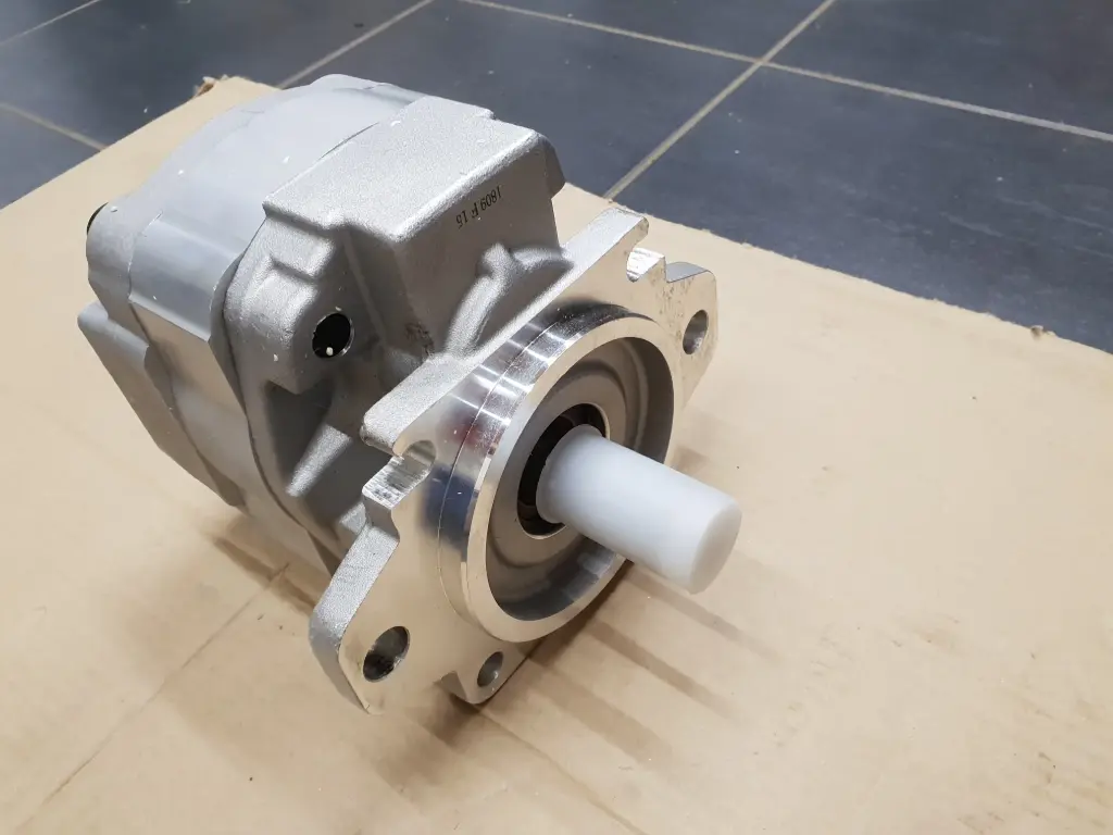 Pump for Komatsu PC3000 - ref. 7051235140