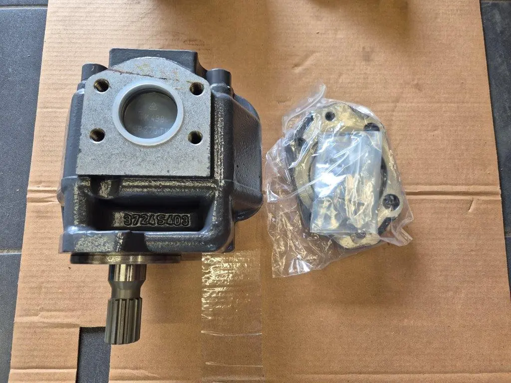 Pump for Komatsu PC3000, PC4000, PC5500 - ref. 94004840
